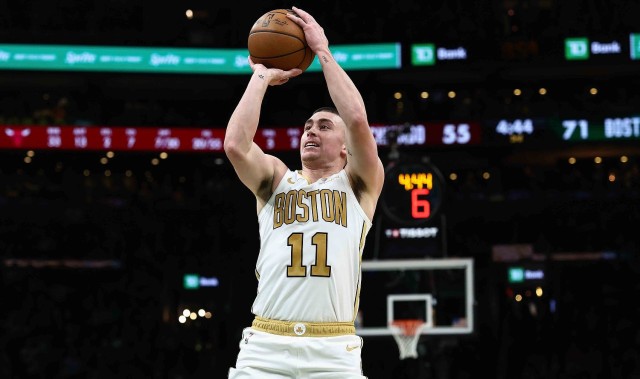 Kaiyun Sports-普理查德13次至少20分且0失误！队史控卫位置第一多！