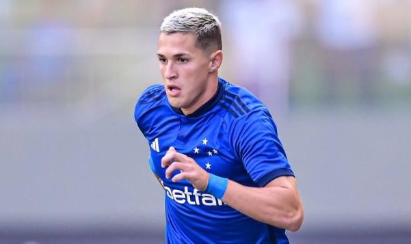 巴甲中场启程加盟海港在即 奥斯卡替身另有其人